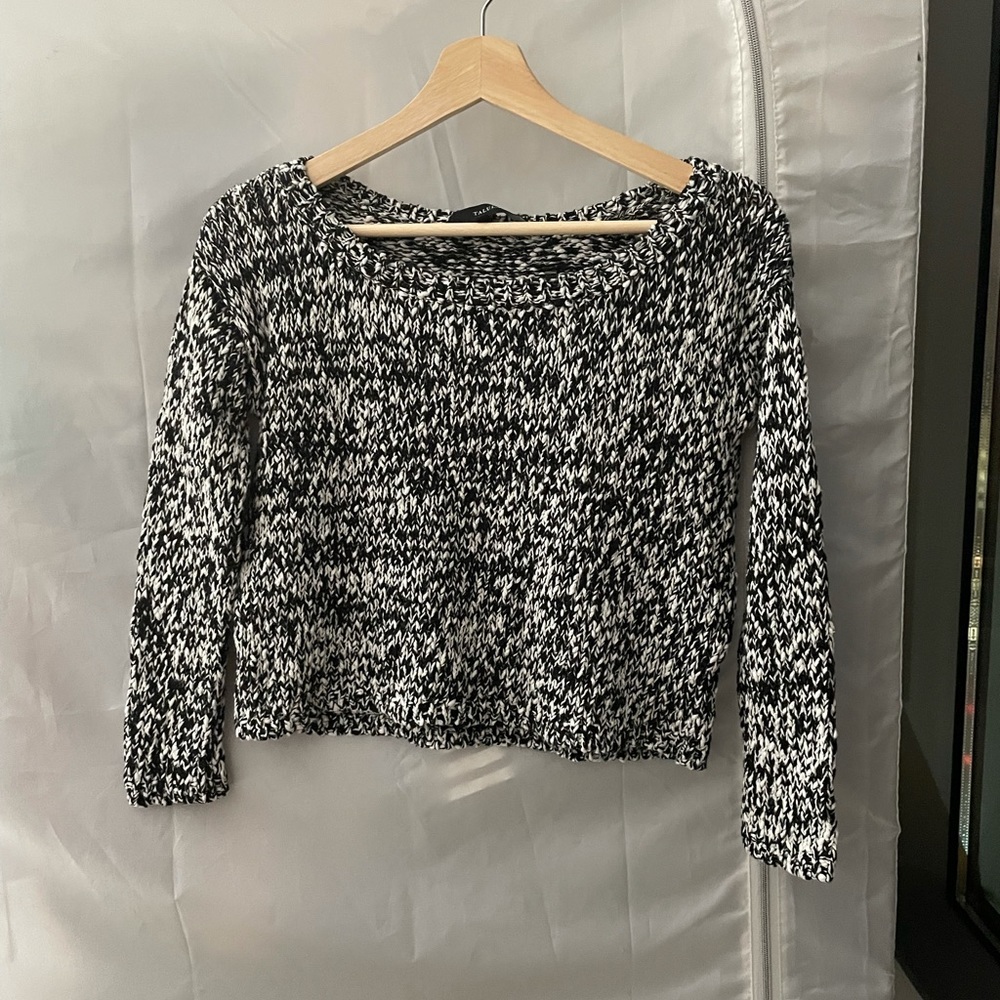 Aritzia Talula cropped boat neck sweater size xxs